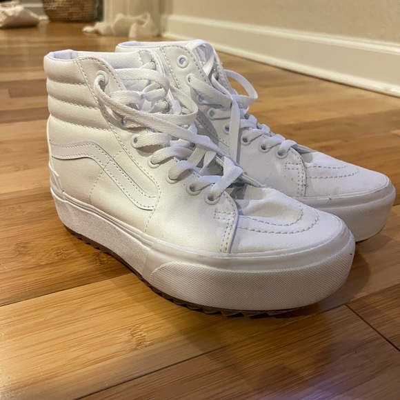 Vans platform high top, barely worn. Size 8 - Picture 1 of 7